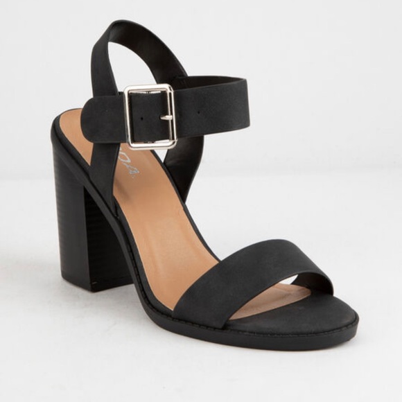 Soda Shoes - SOLD **New! Soda Heels